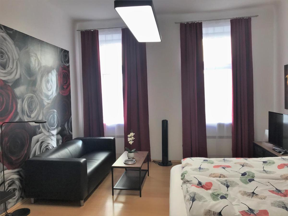 וינה Studio & Apartments Near Reumannplatz מראה חיצוני תמונה